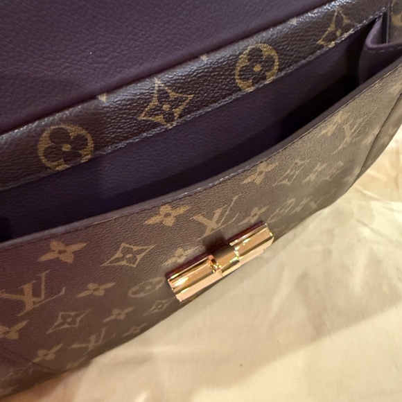 Satchels